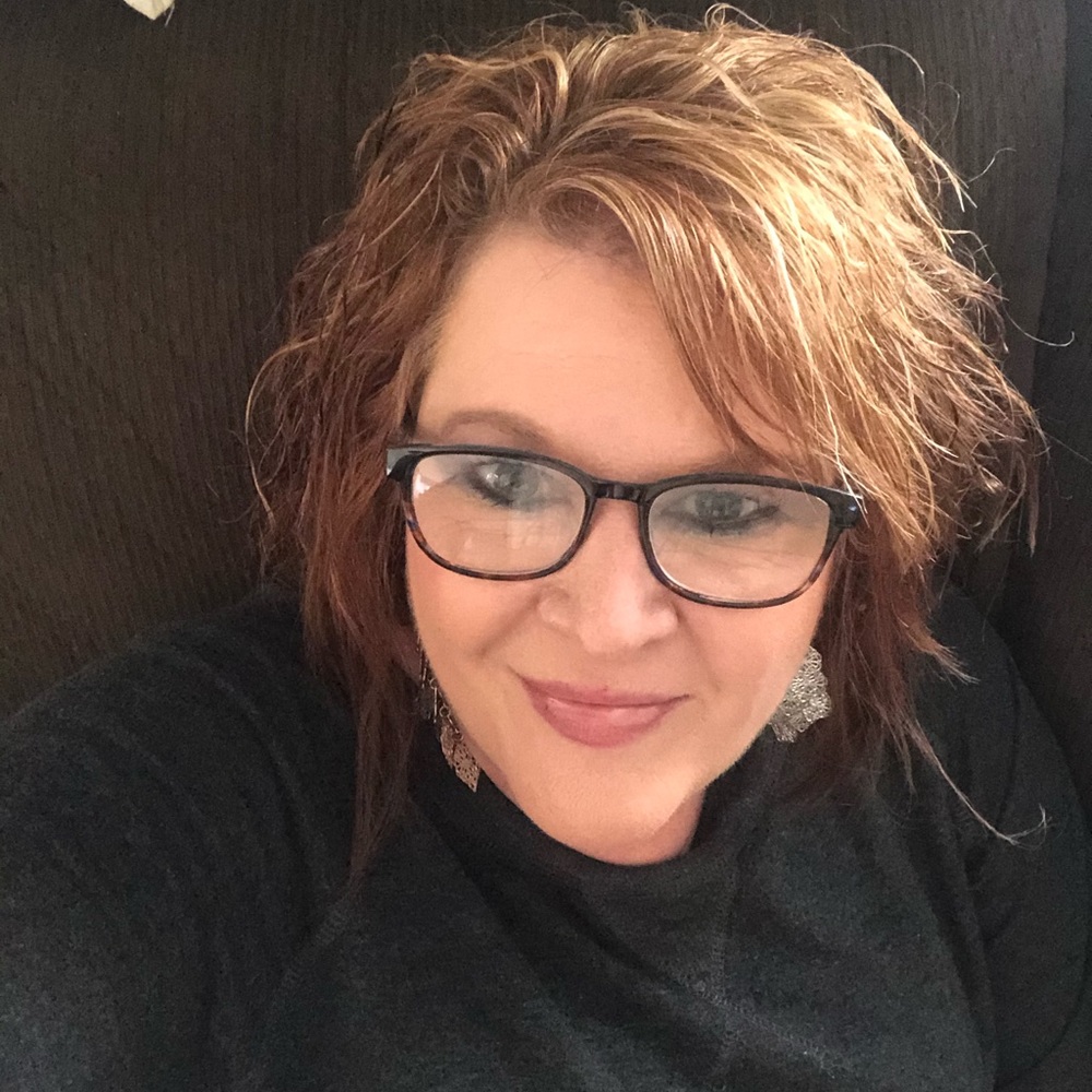 Meet your Posher, Annette